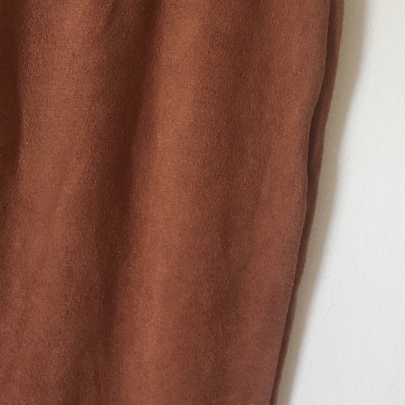 Faux Suede Leggings - Picture 3 of 3